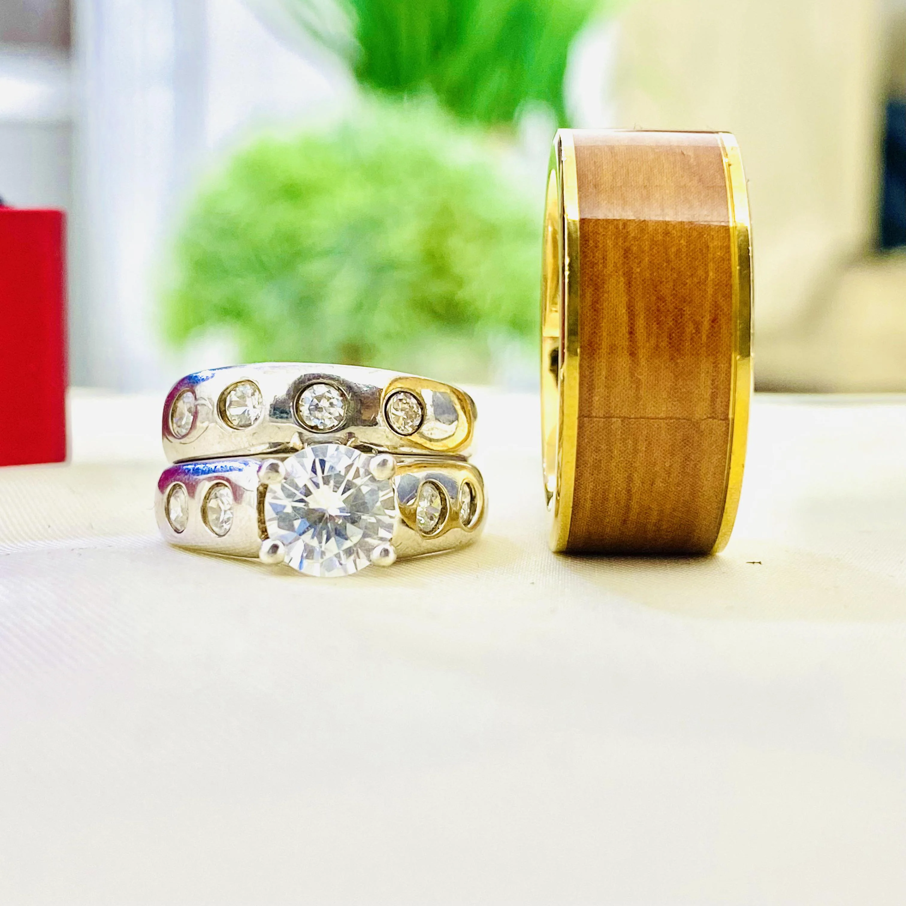 Brynlee Silver wedding set