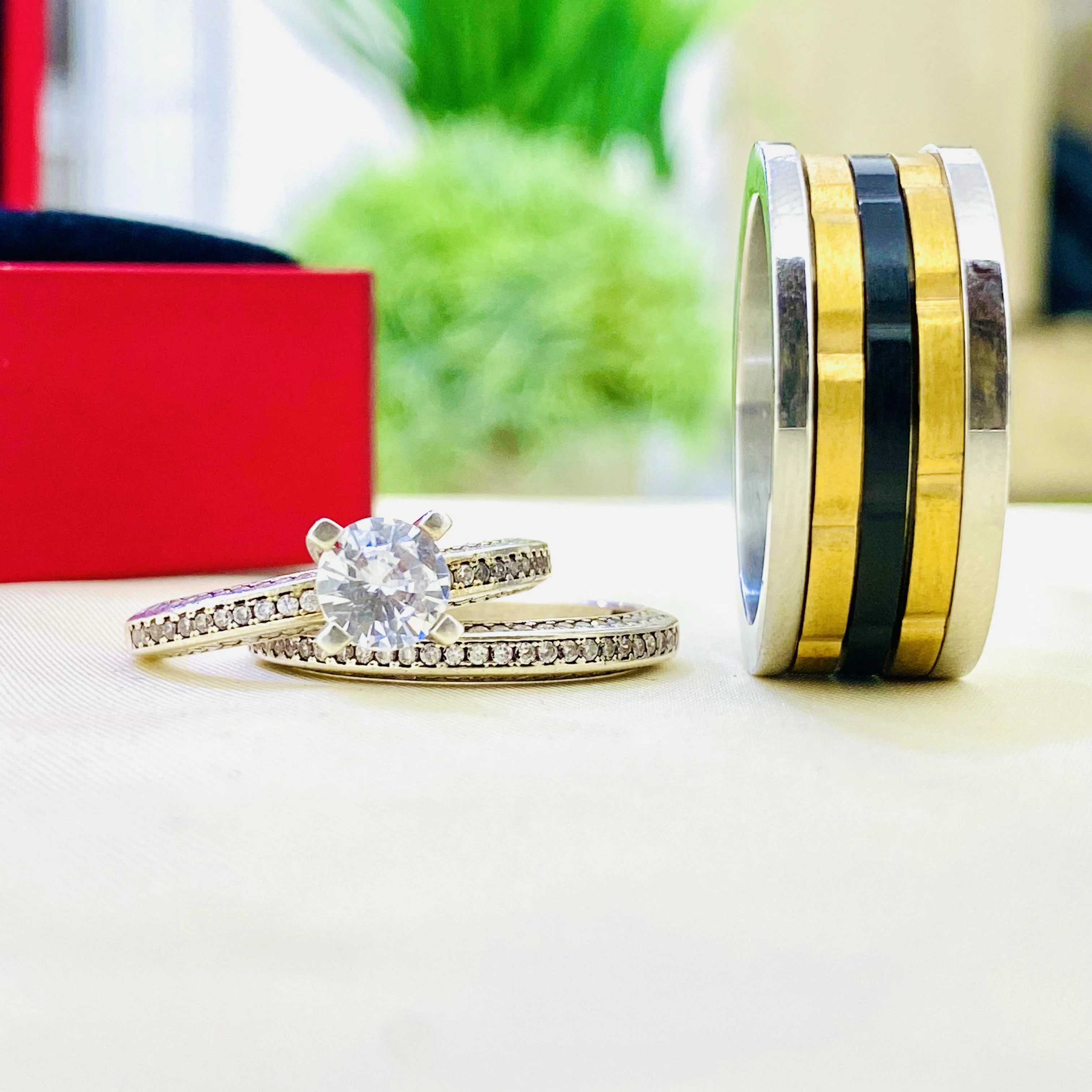 Lilah Silver wedding set