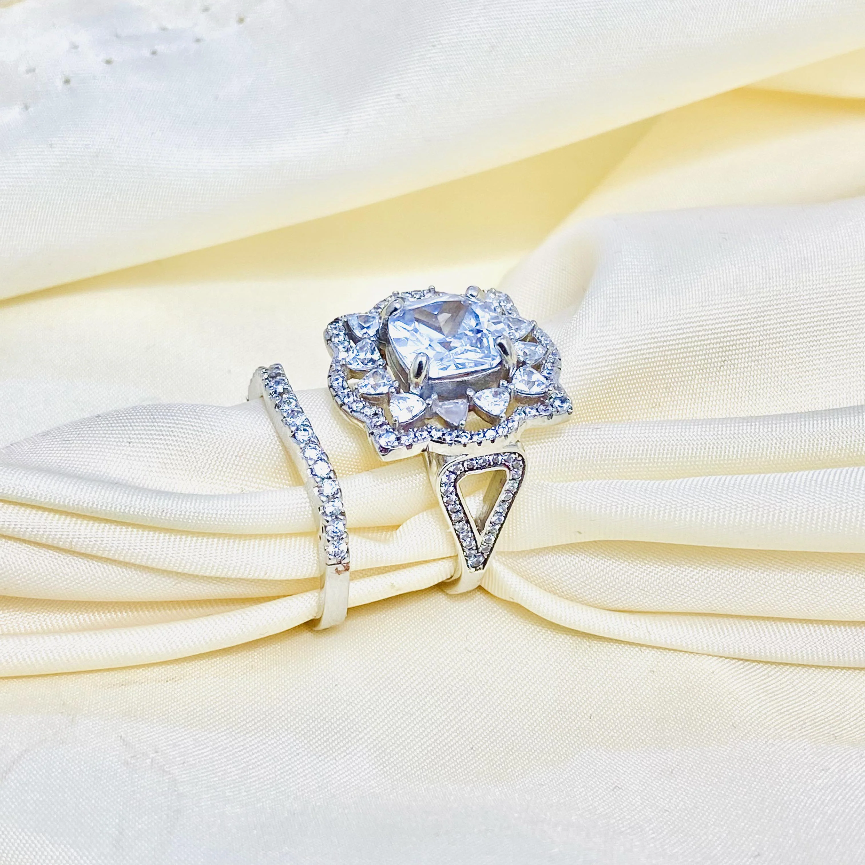 Stunning Silver Bridal set is the perfect set