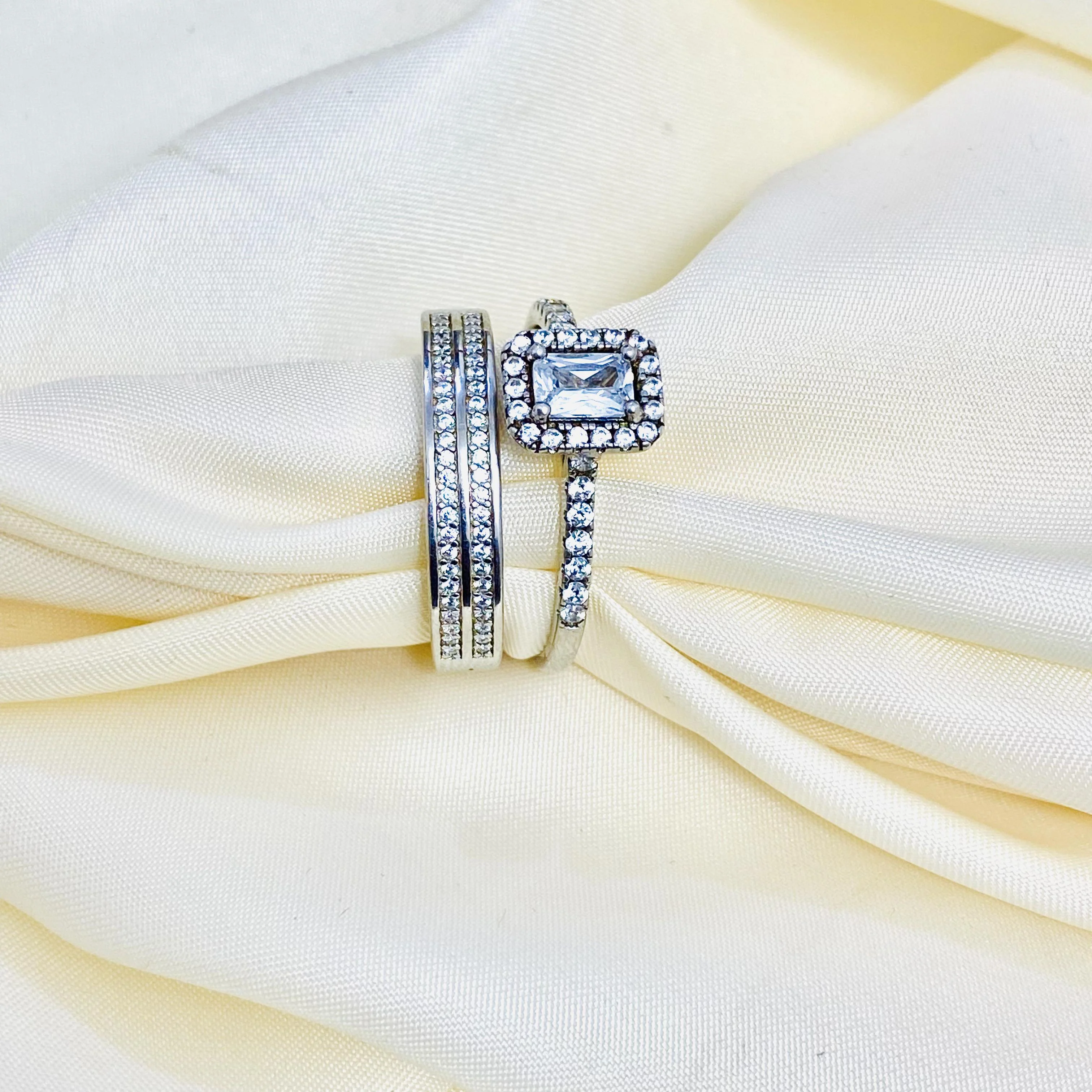 Stunning Silver Bridal set is the perfect set