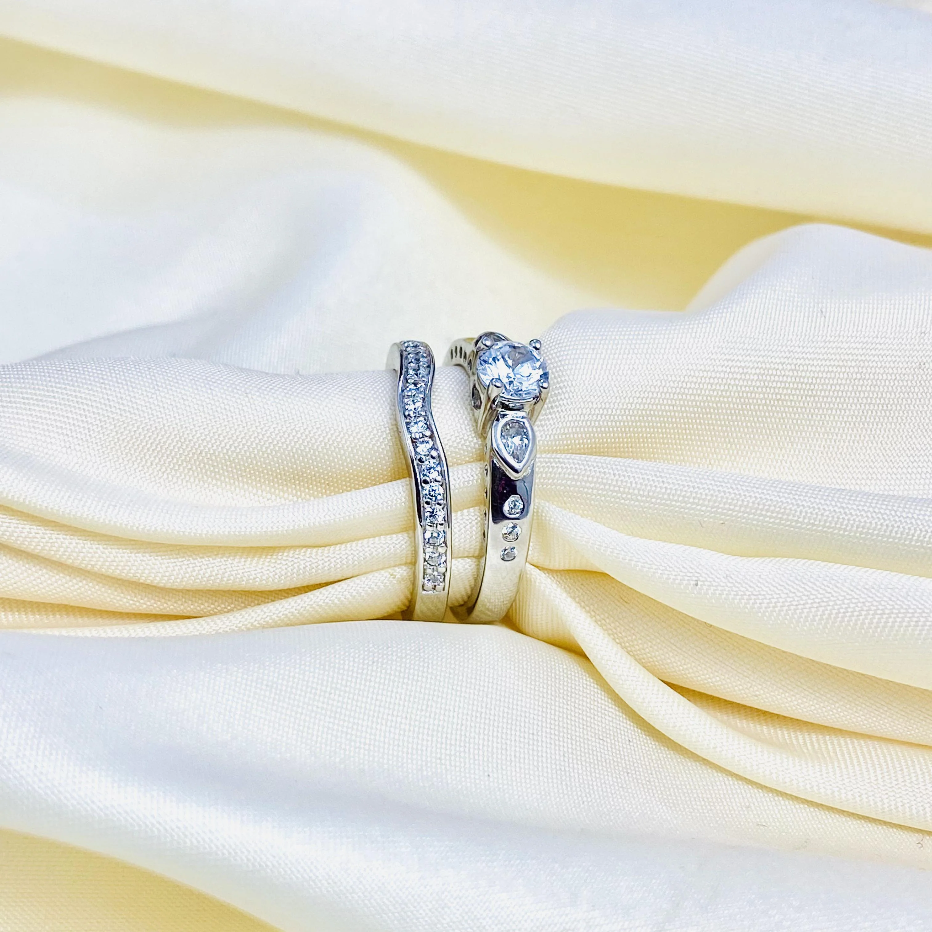 Stunning Silver Bridal set is the perfect set