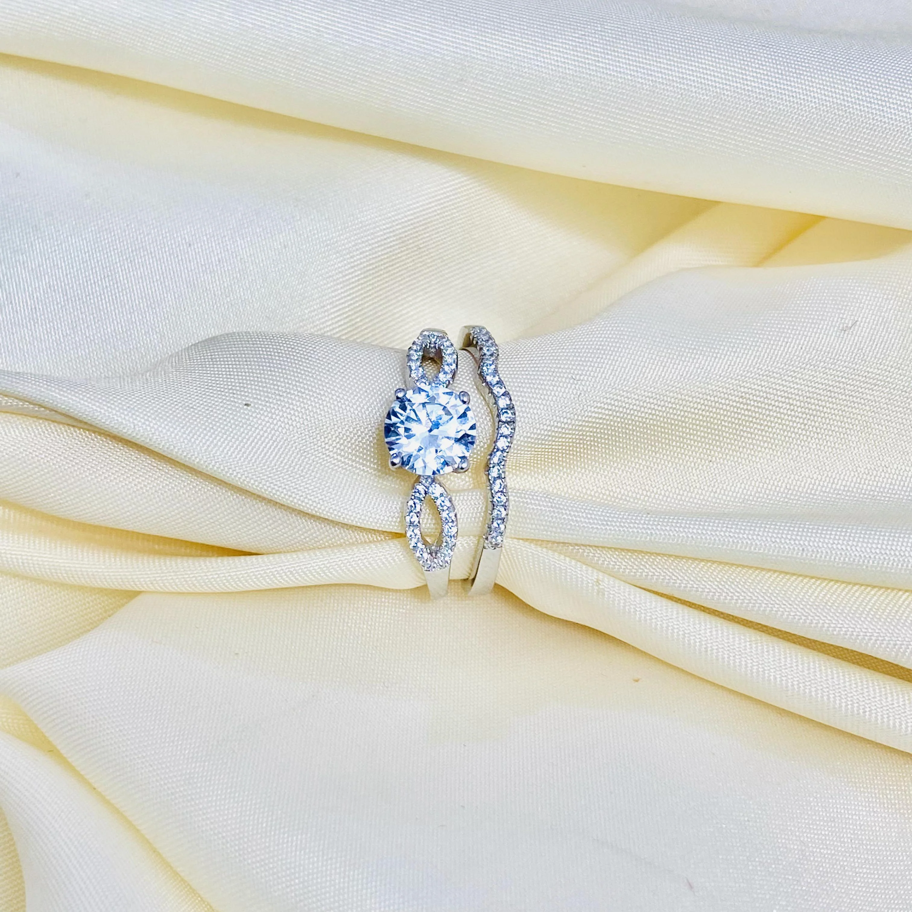 Stunning Silver Bridal set is the perfect set