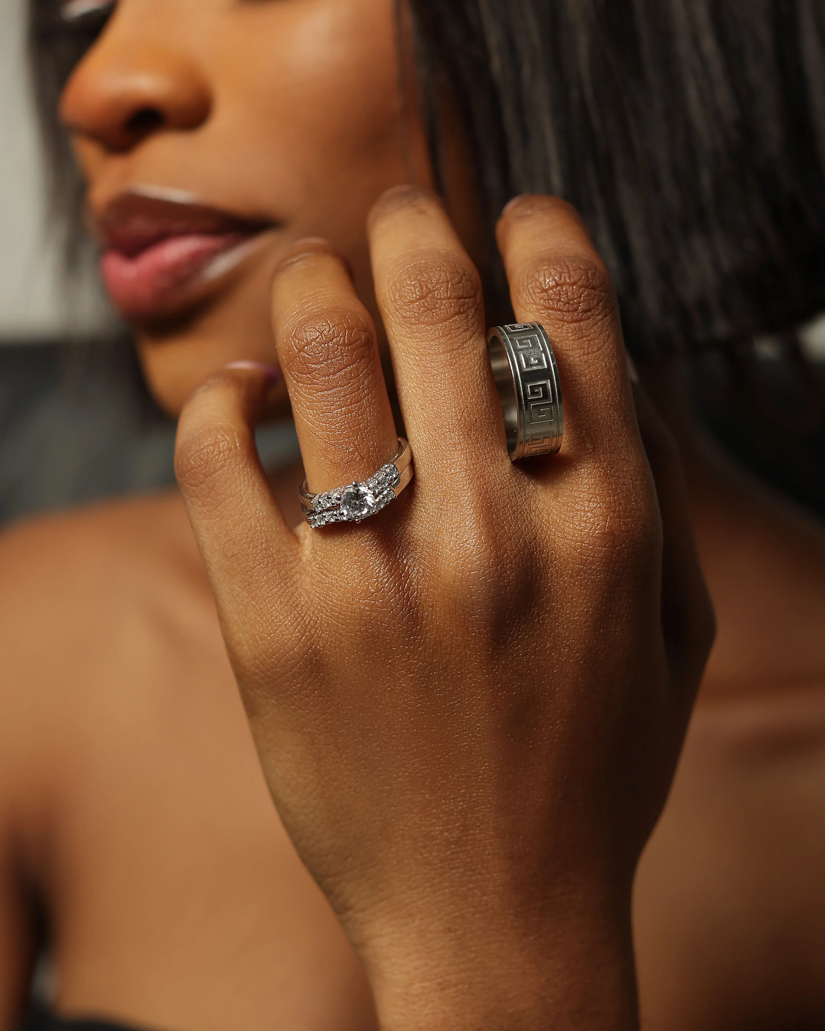 Beautiful Silver Wedding set is the perfect set