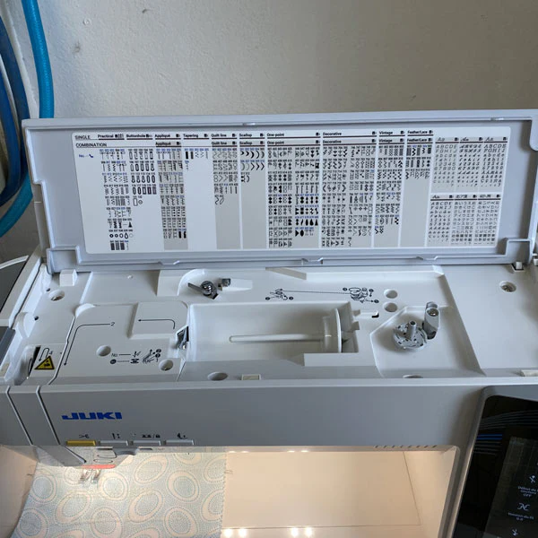 Machine �� coudre Juki UX8 en occasion