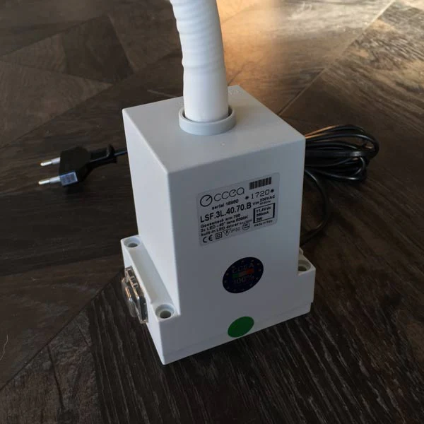 Lampe pour machine �� coudre industrielle