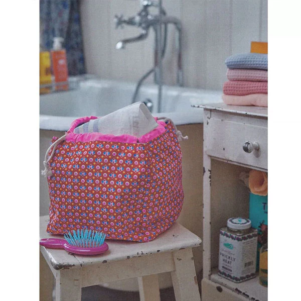 Couture z��ro d��chet pour la salle de bains<br> Cl��mentine Collinet