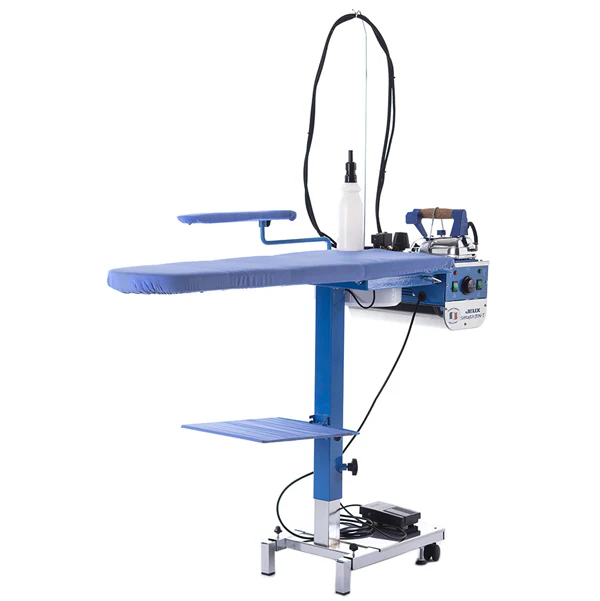 Table �� repasser professionnelle<br> Sakura JEUX