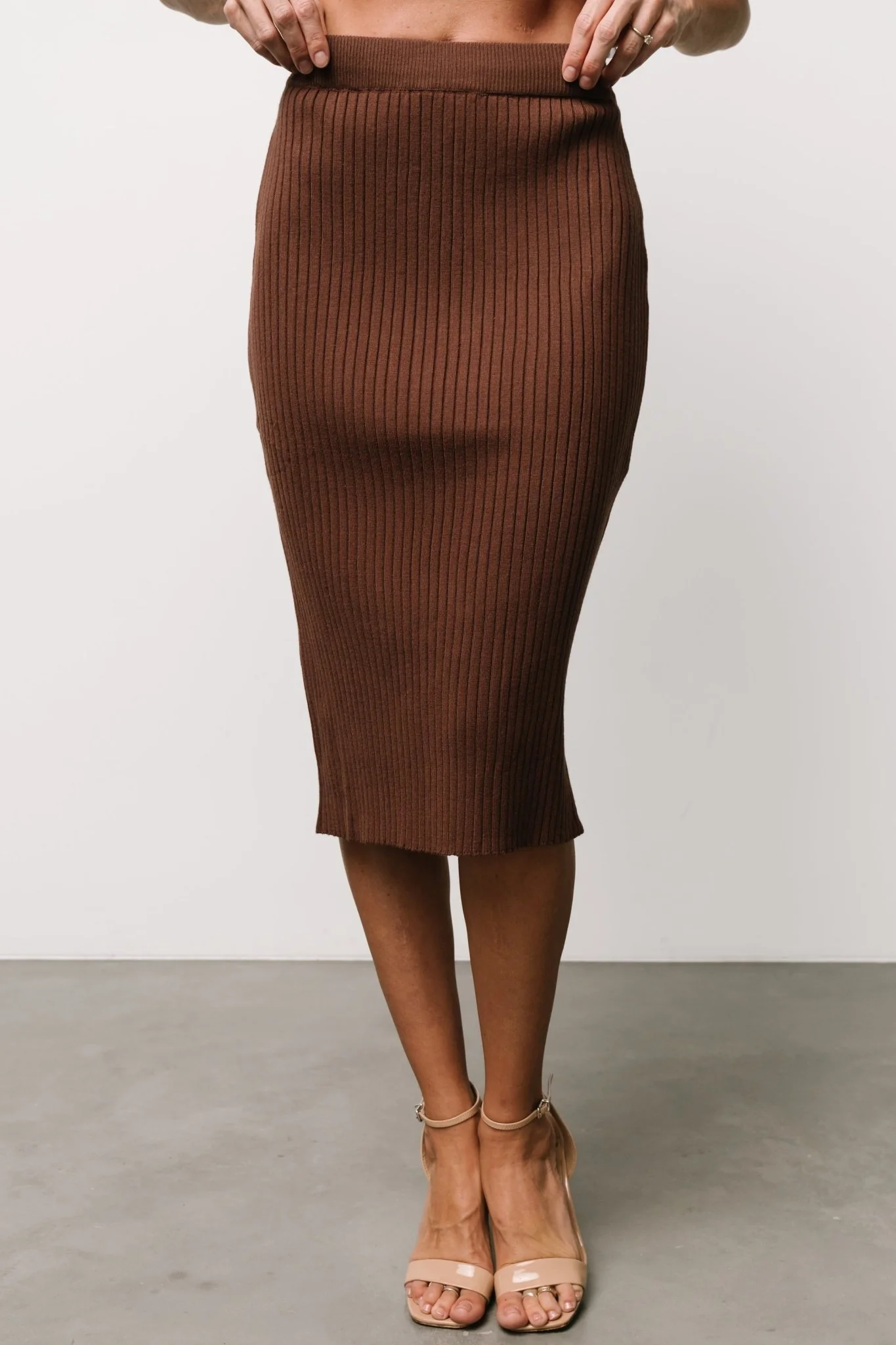 Stormi Ribbed Midi Skirt | Brown