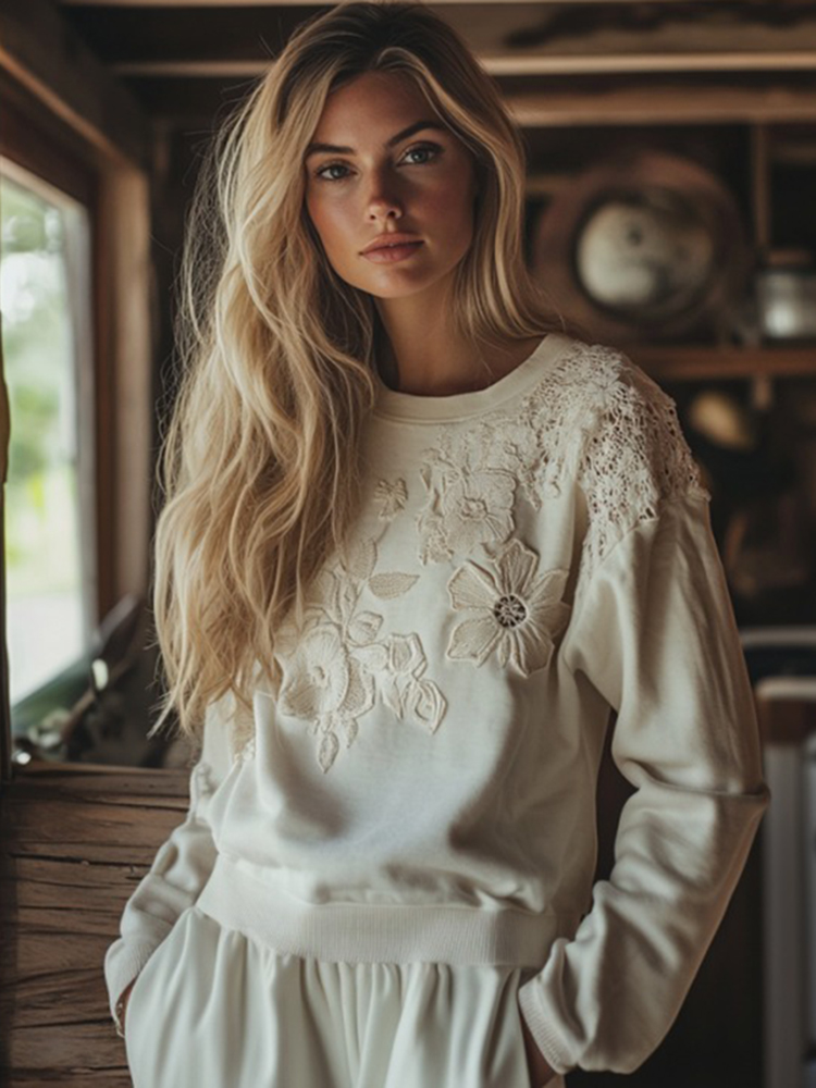 Women's Floral Lace Embroidery Art Crew Neck Sweatshirt