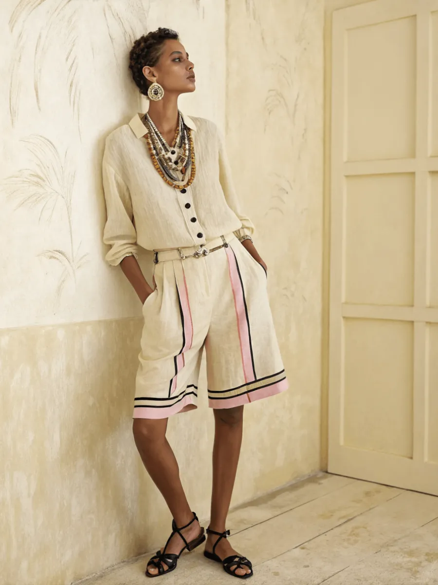 Cotton and linen women's shirt and five length pants set