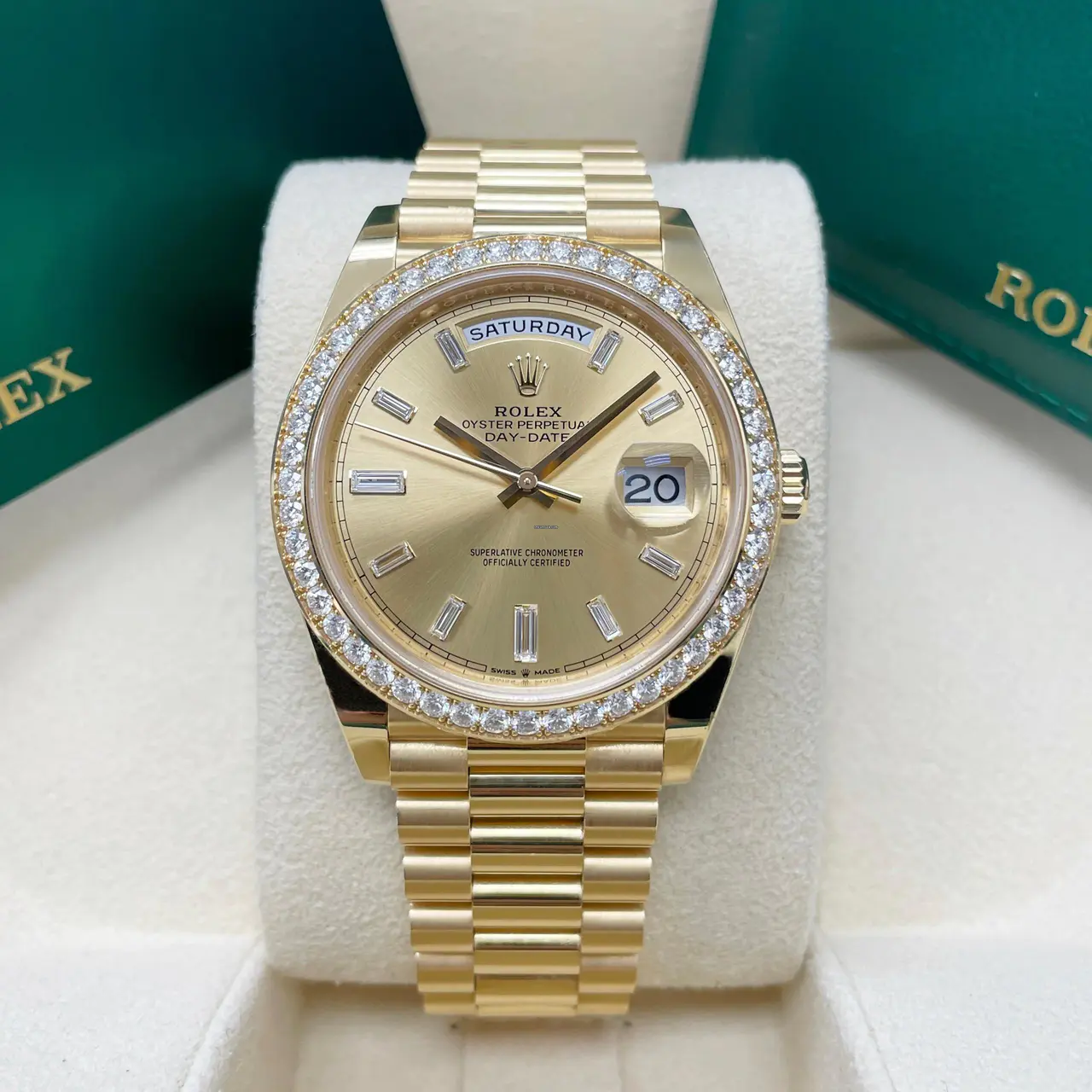 Day-Date 228348RBR Yellow Gold Diamond Bezel Champagne Diamond Dial