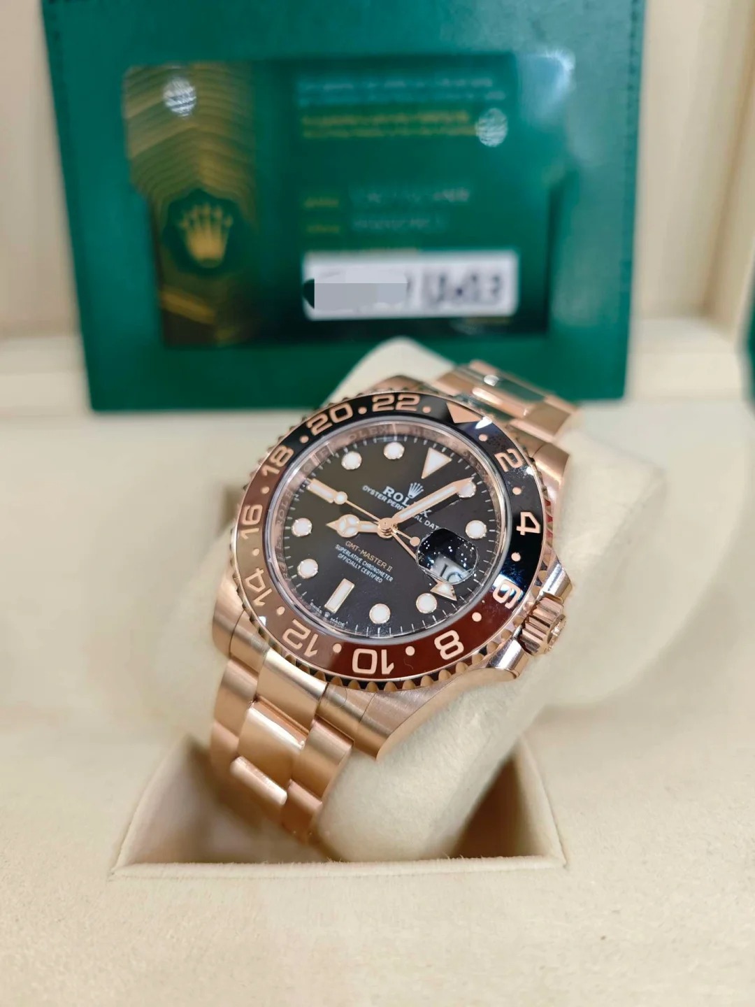 Rolex GMT-Master II 40mm Root Beer Black Dial Oyster Bracelet 18k Rose Gold Watch 126715chnr-0001