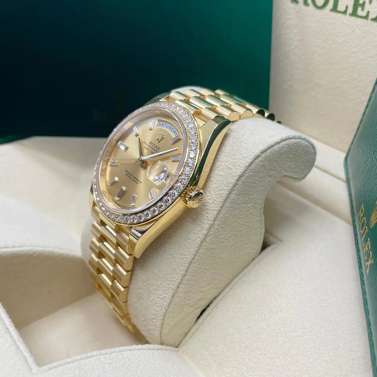 Day-Date 228348RBR Yellow Gold Diamond Bezel Champagne Diamond Dial