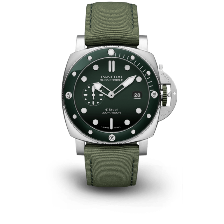 Submersible Green QuarantaQuattro ESteelβ’ Verde Smeraldo 44mm