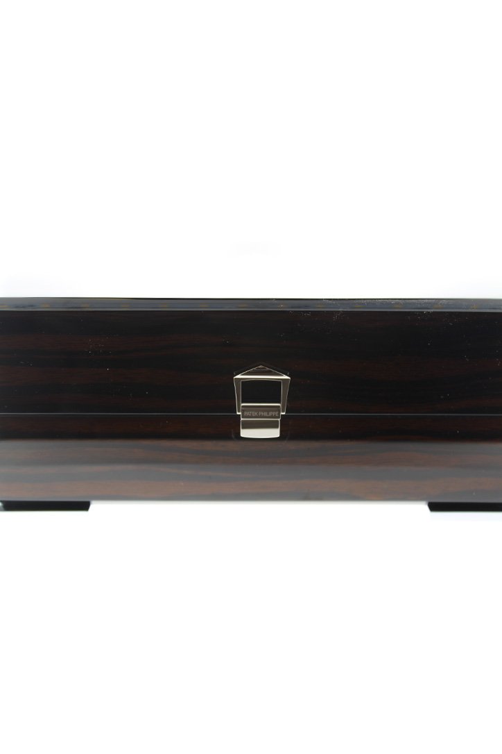 Patek Philippe Aquanaut Blue Dial 18K White Gold Men’s Watch 5168G-001