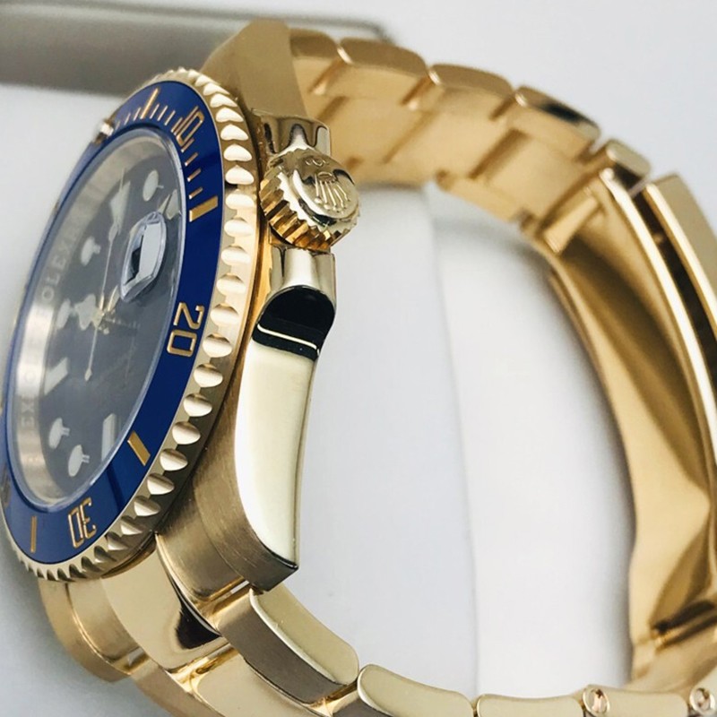 Perpetual Submariner m126613ln Series