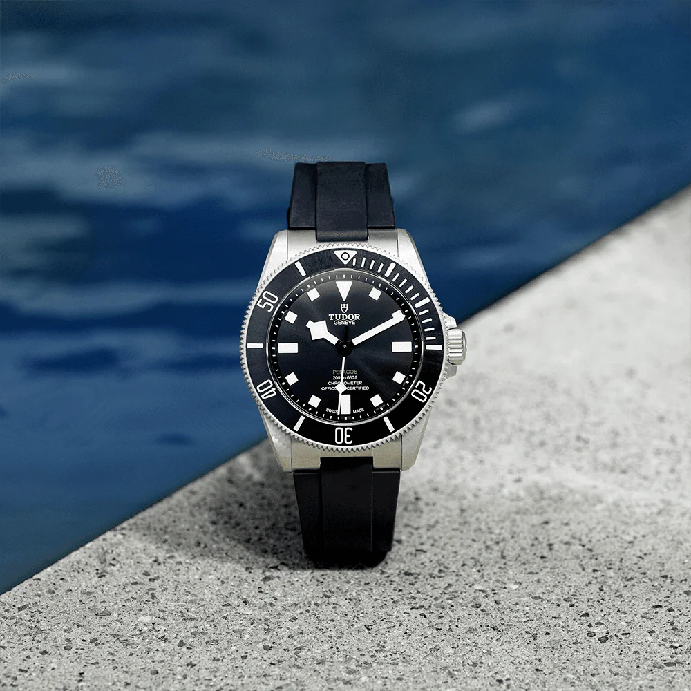 Pelagos 39mm Black Sunray Dial & Ceramic Bezel Titanium Automatic Watch