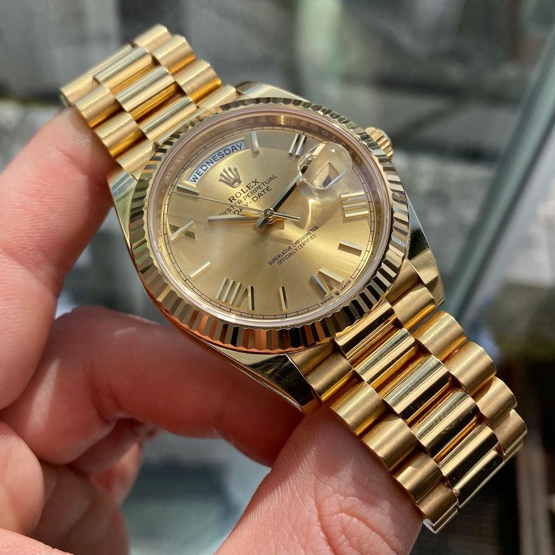 228238 DAY-DATE 40 YELLOW GOLD