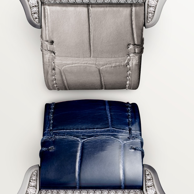 Santos de Cartier watch Medium model Sunray-effect dial 35.1 mm