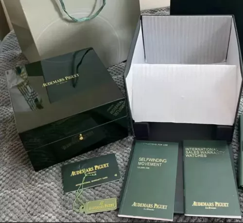 Offshore Chronograph 44mm Men's Watch - Ref: 26401.RO.OO.A002.CA.01