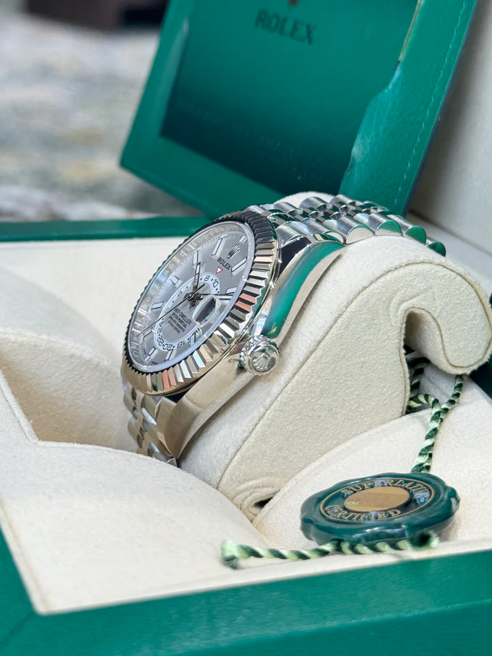 Rolex Sky-Dweller 42mm Black Dial Oyster Bracelet Men's Watch 326939