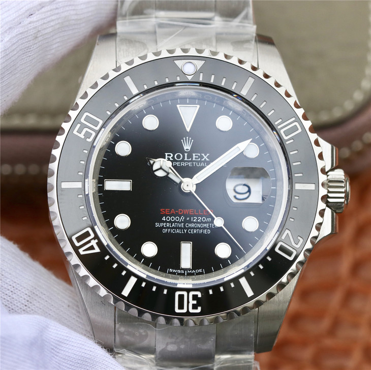 Sea Dweller Silver Black Dial 43mm