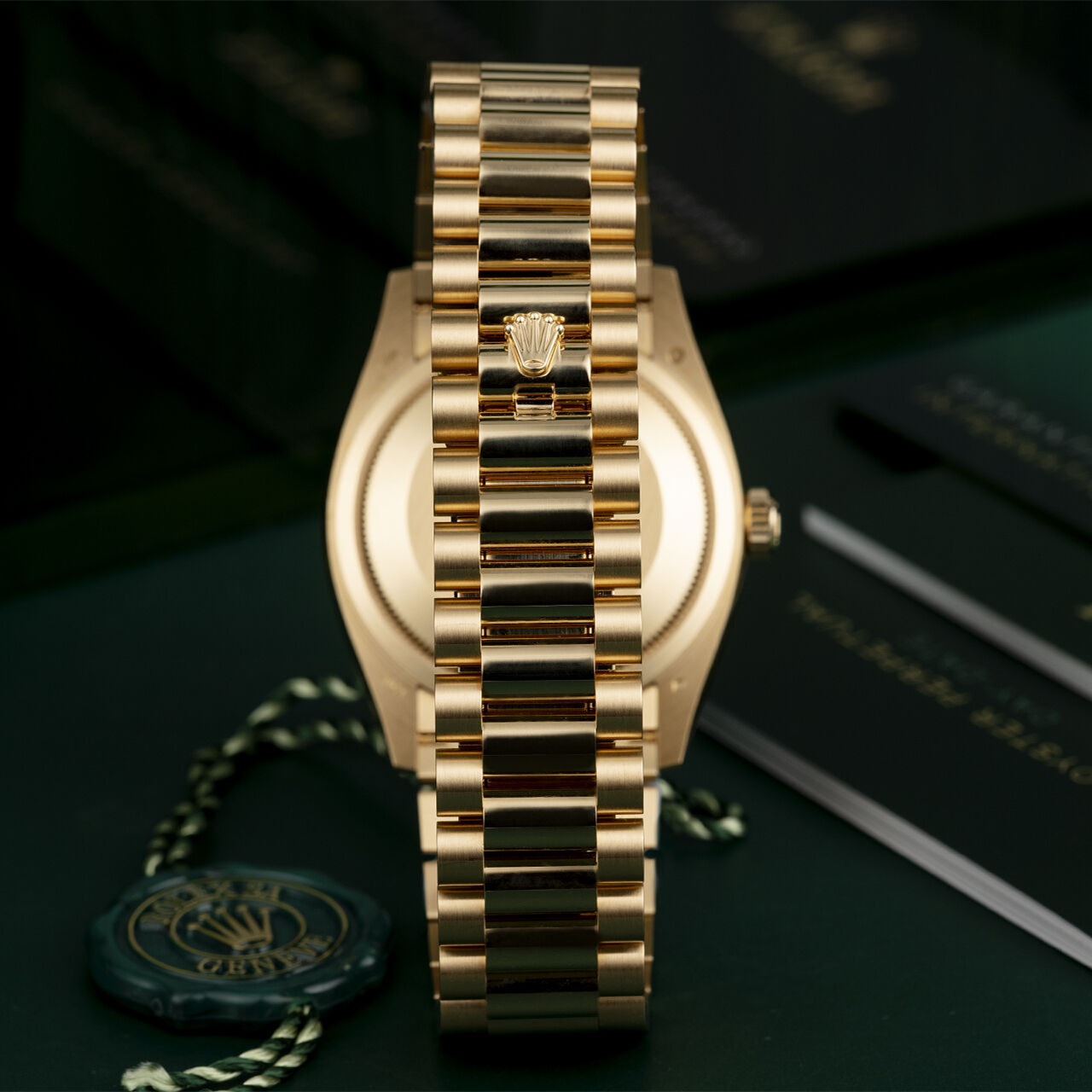 Day-Date 36 Green Ombre Diamond Dial Yellow Gold President Automatic Watch 128238