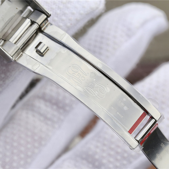 Rolex GMT-Master II 40mm Automatic Men's Watch 116710LN-0001