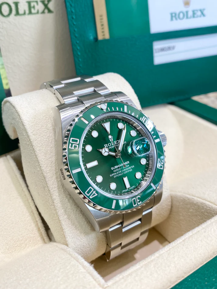 Rolex Submariner Date Hulk Oystersteel Men's Watch 116610LV-0002