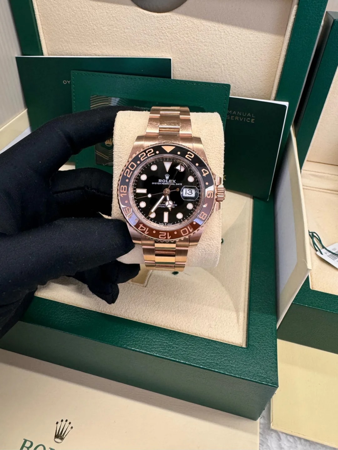 Rolex GMT-Master II 40mm Root Beer Black Dial Oyster Bracelet 18k Rose Gold Watch 126715chnr-0001
