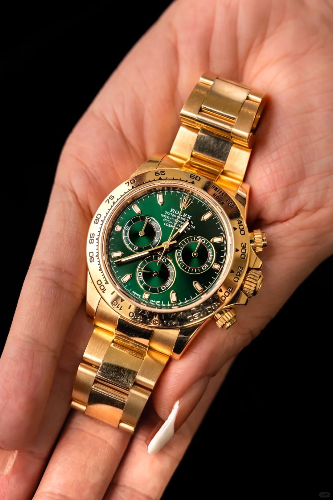 Rolex Cosmograph Daytona Oyster Yellow Gold Green Dial 116508-0013 Replica