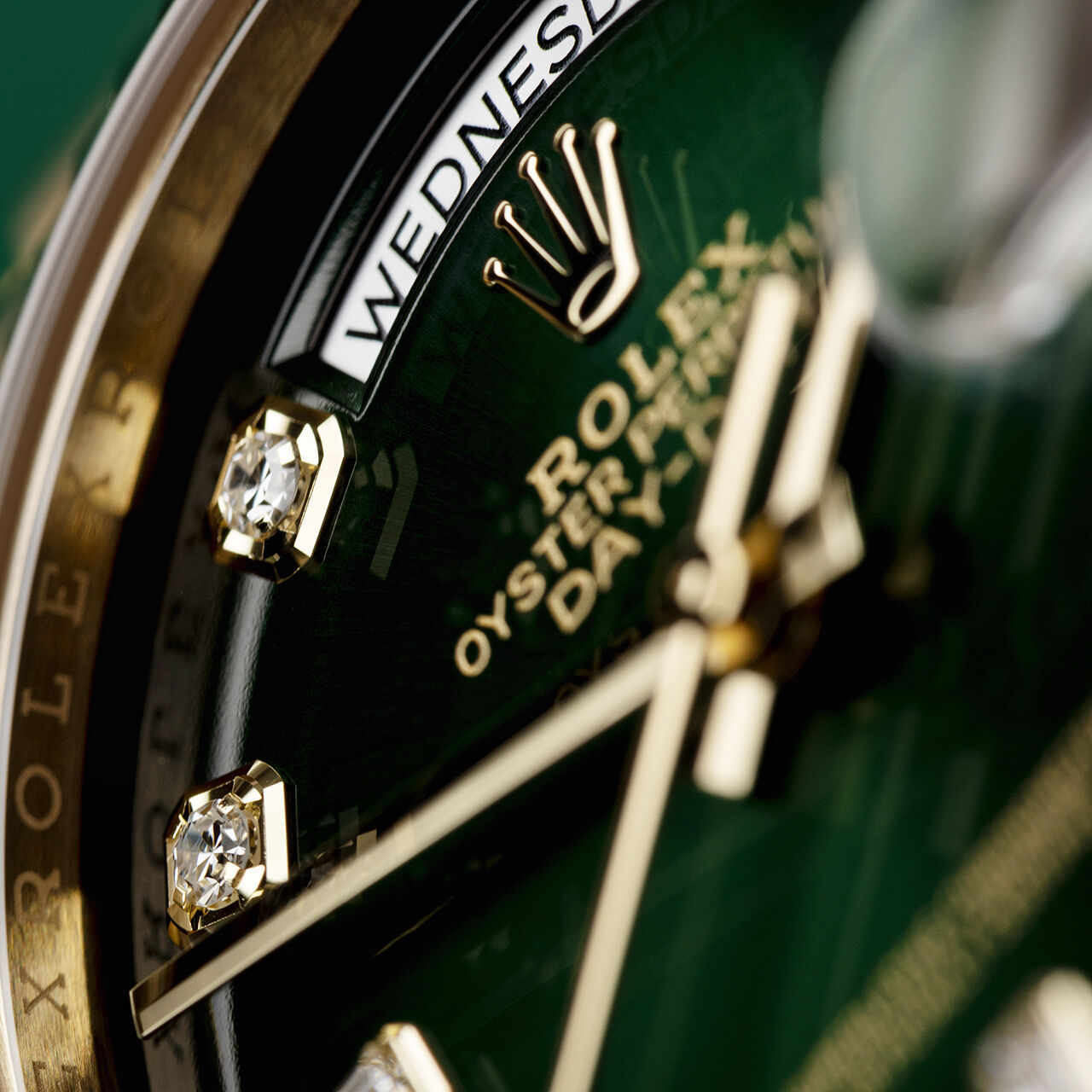 Day-Date 36 Green Ombre Diamond Dial Yellow Gold President Automatic Watch 128238