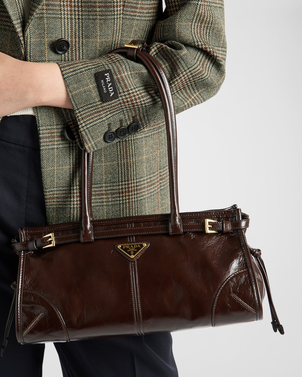 Replicate Prada Bonnie Medium Leather Handbag(1:1 replica)