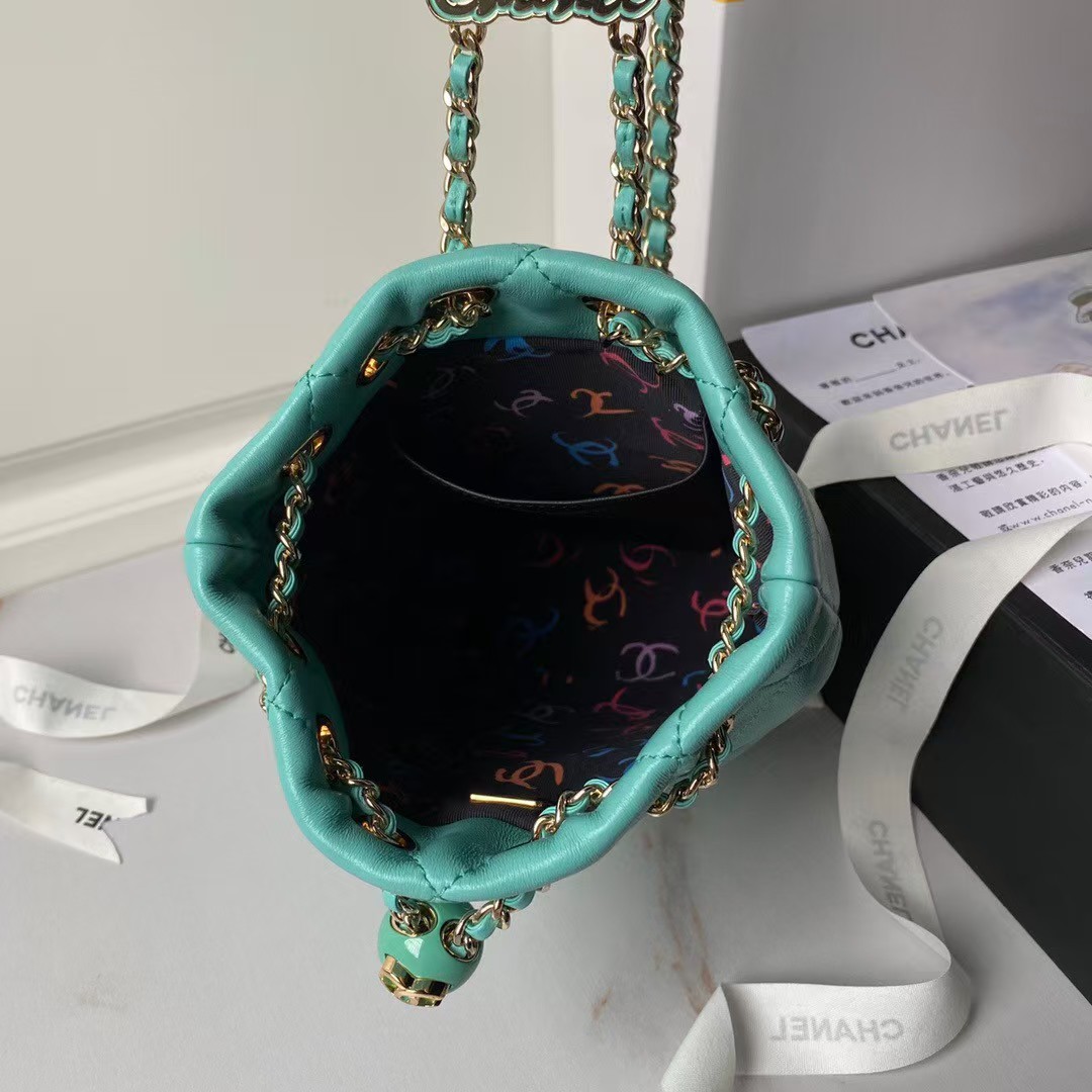 Replicate Chanel 24S AS4810 Medium CC Drawstring Backpack Shiny Lambskin Light Gold Hardware Green(1:1 replica)