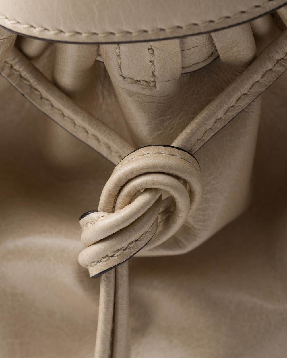 Replicate Prada Bonnie Large Leather Handbag(1:1 replica)