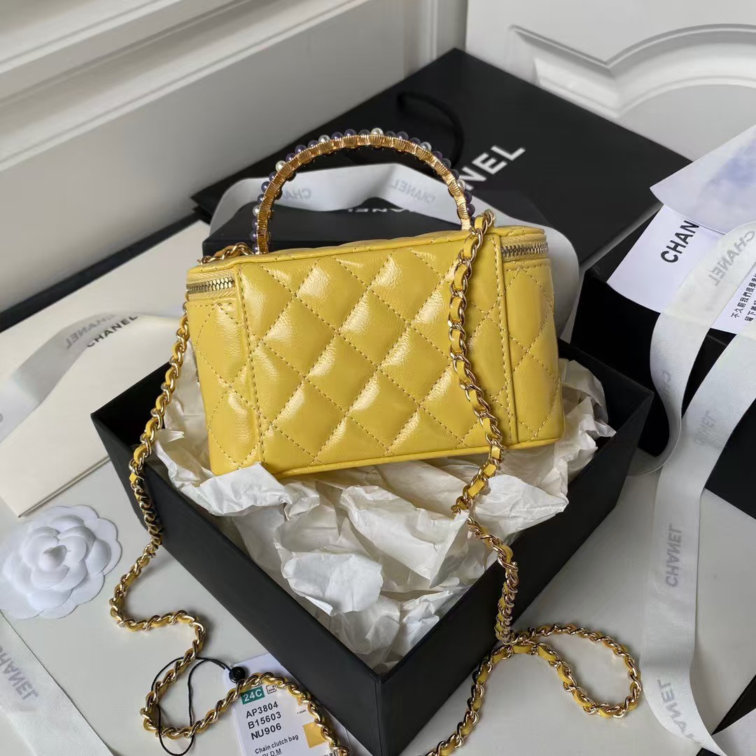 Replicate Chanel AP3804 Clutch Lambskin Vanity Case Bag With Pearl Handles Yellow(1:1 replica)