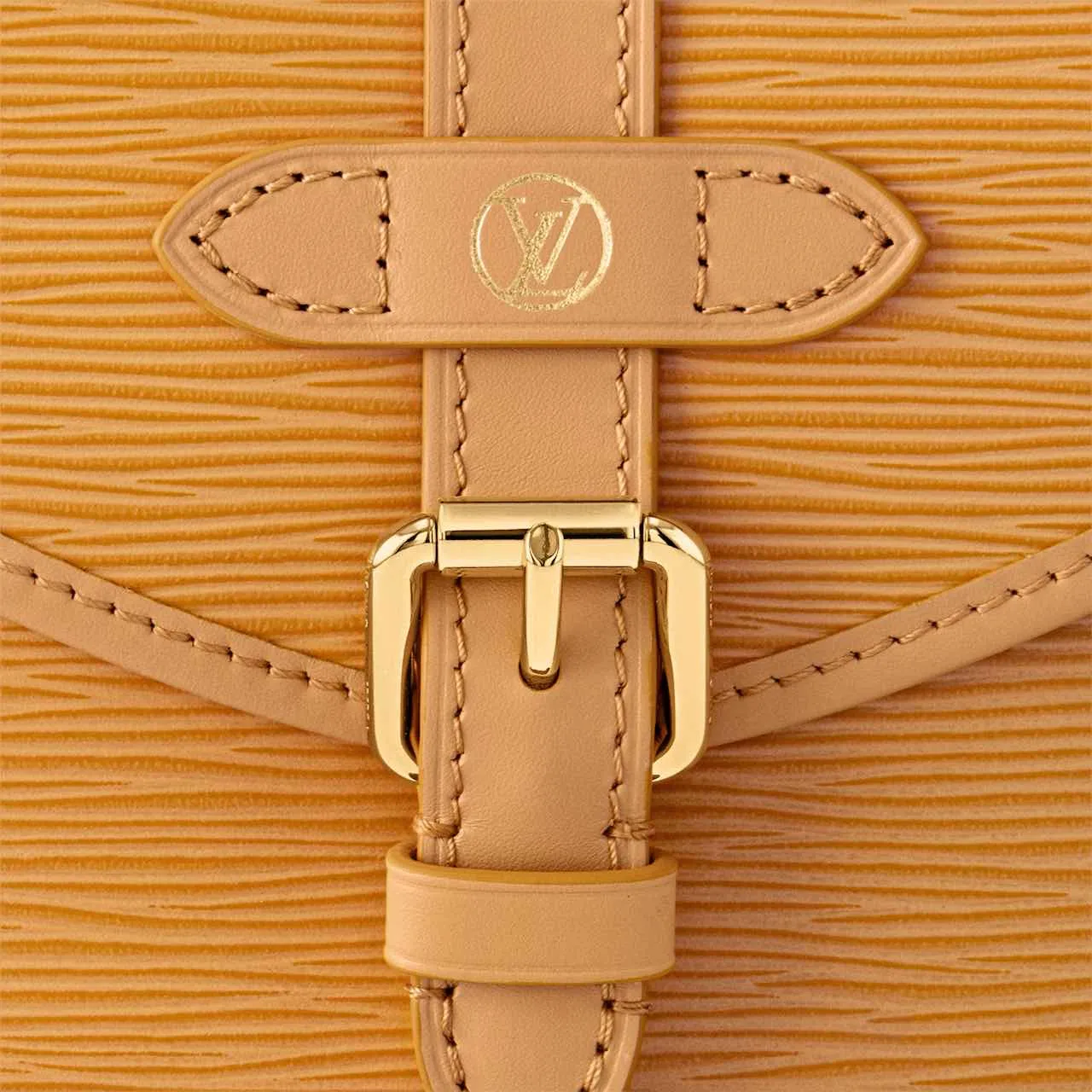 Replicate Saumur BB M23471 (1:1Replicate )(1:1 replica)