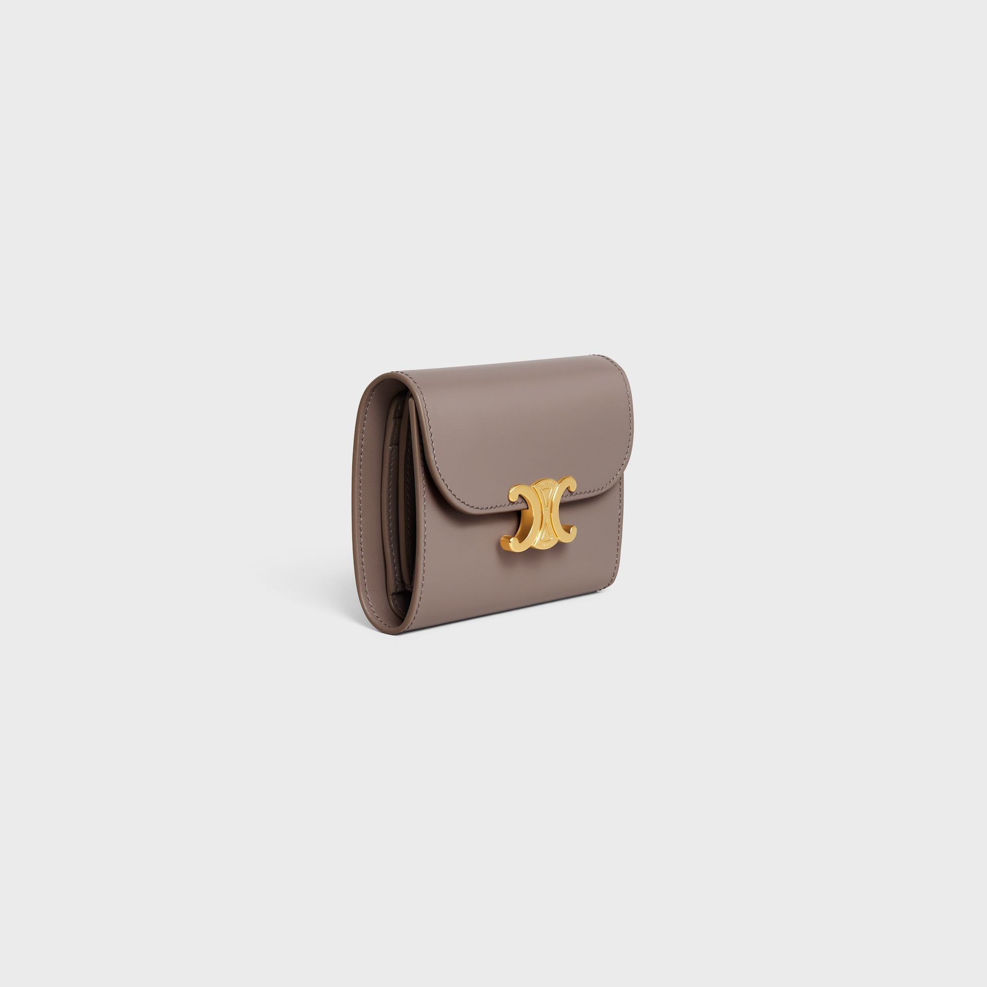 Replicate SMALL FLAP WALLER TRIOMPHE IN SHINY CALFSKIN PEBBLE(1:1 replica)