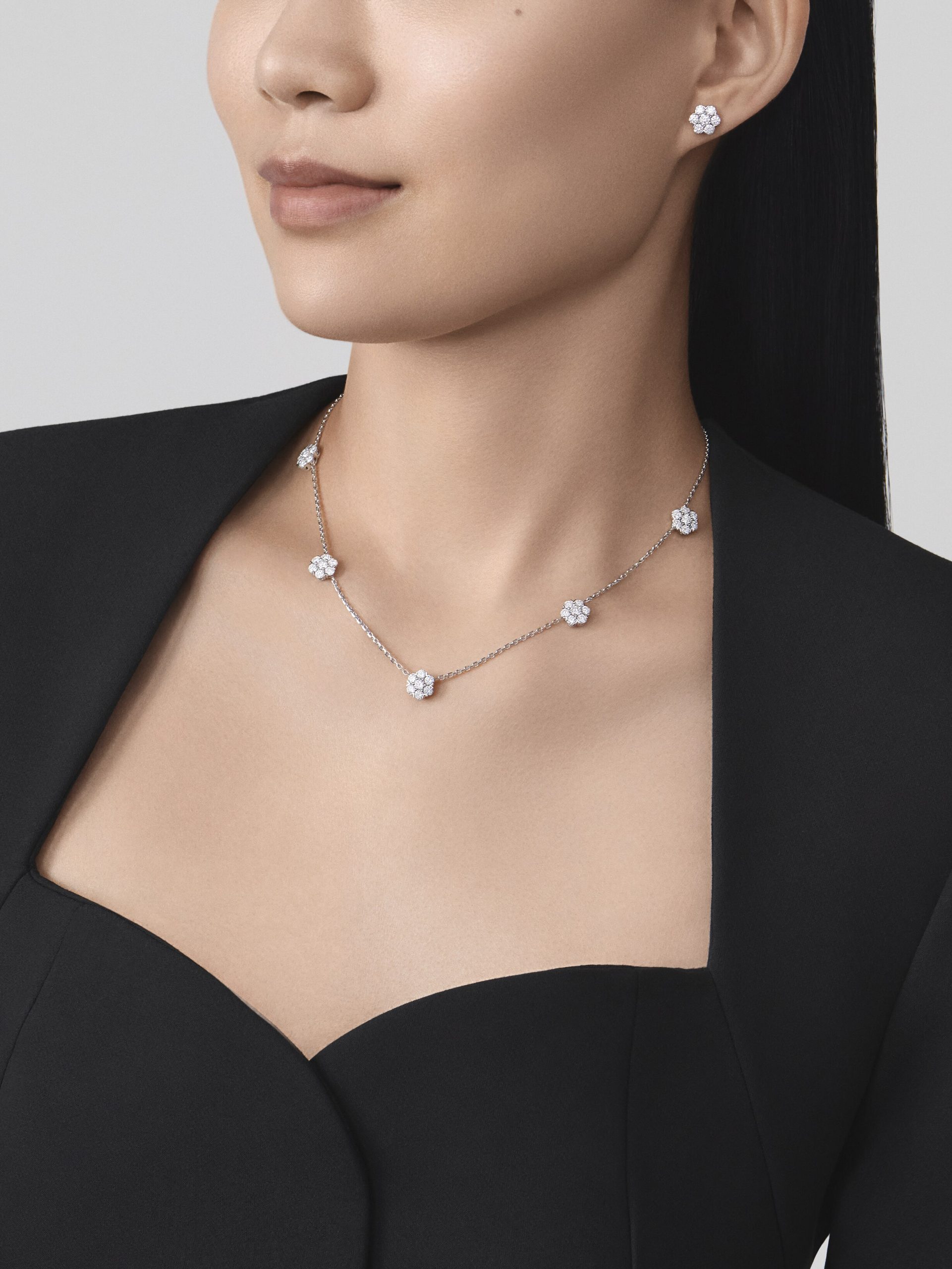 Replicate Fleurette necklace, 5 flowers(1:1 replica)