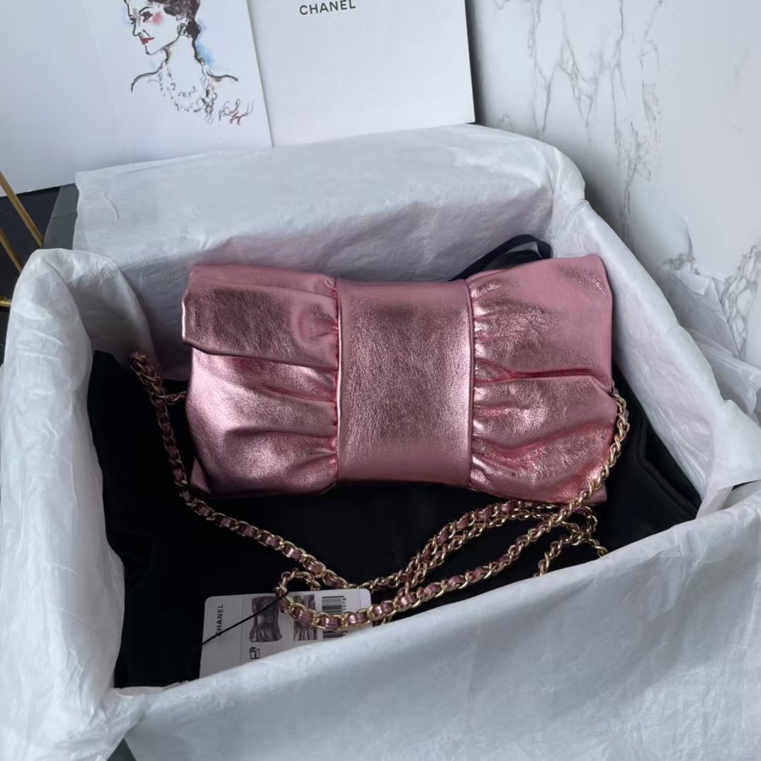 Replicate Chanel 24B AS5129 Metallic Lambskin Butterfly Evening Bag Metallic Pink(1:1 replica)