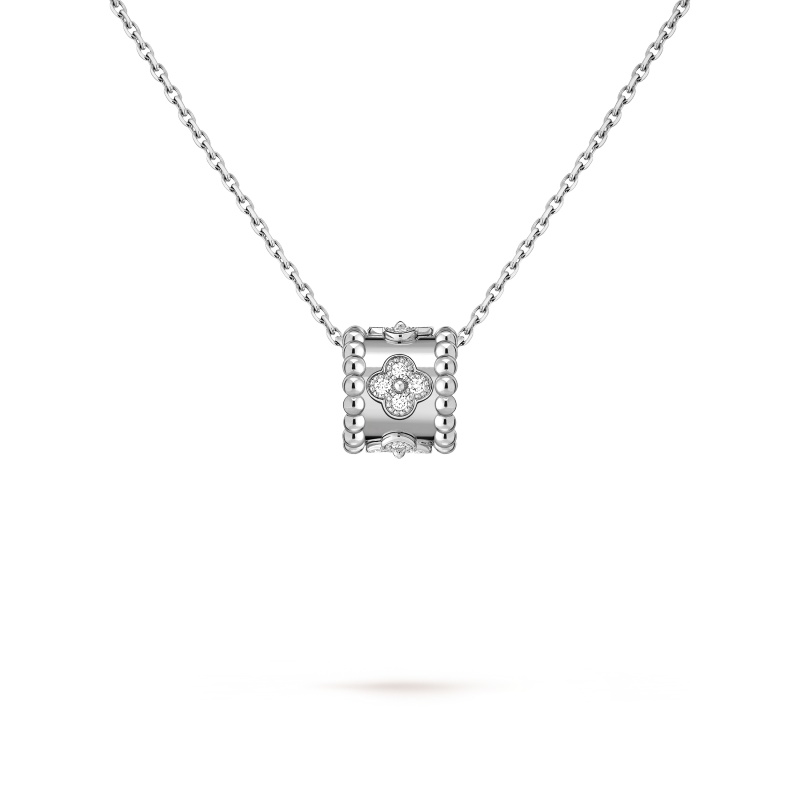 Replicate Perlée clovers pendant(1:1 replica)