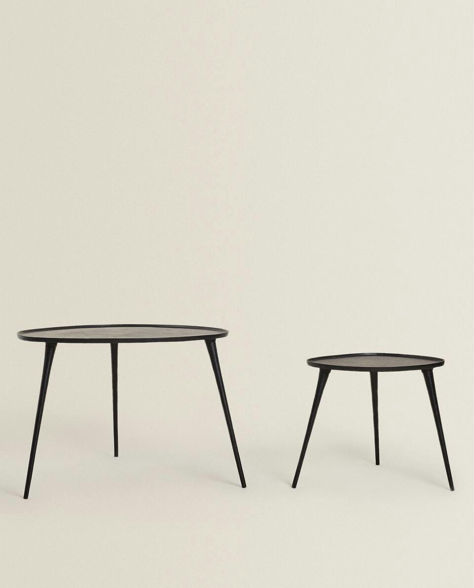 METAL TABLE