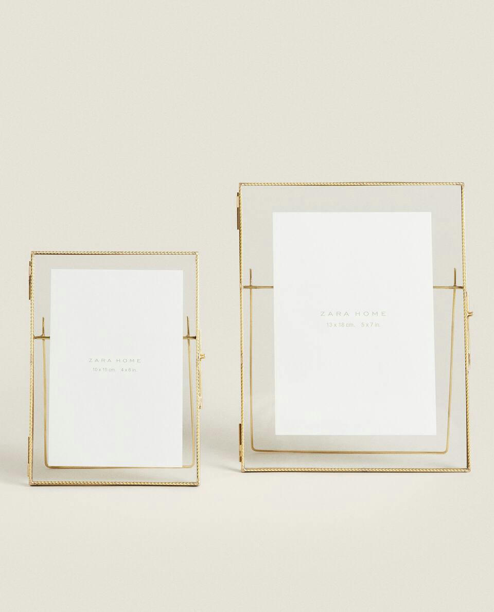 GOLDEN FRAME