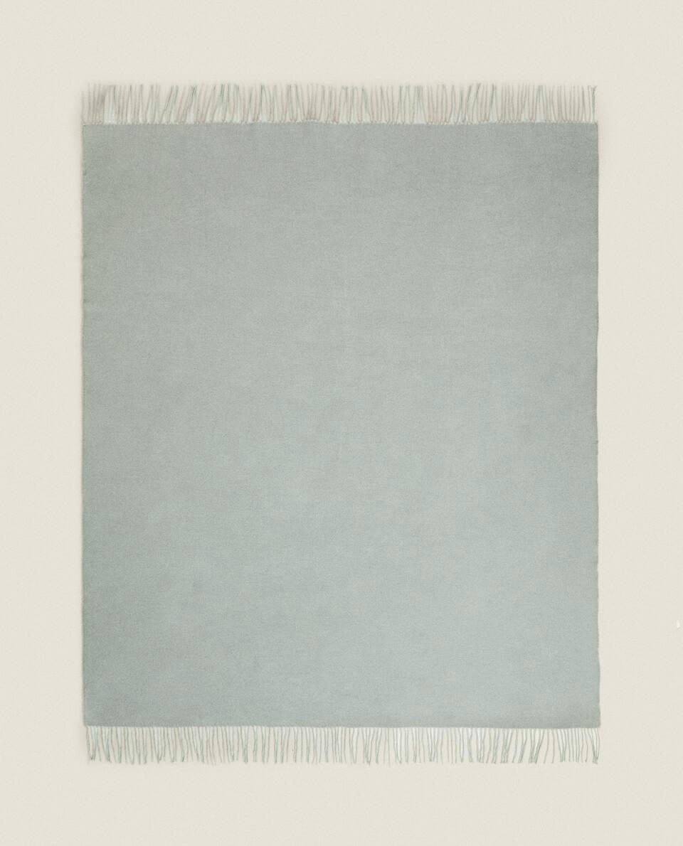 SOFT-TOUCH BLANKET