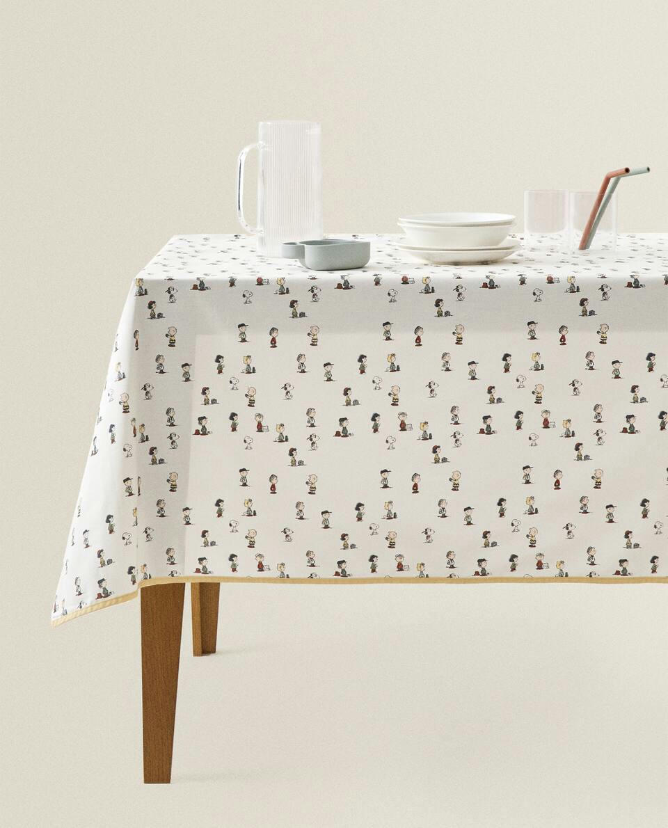 PEANUTS? RESIN/COATED TABLECLOTH