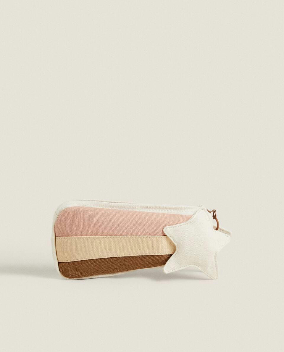 STAR CASE