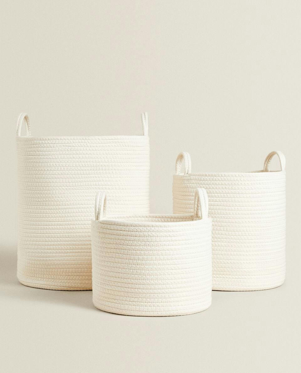 BASKET WITH HANDLES