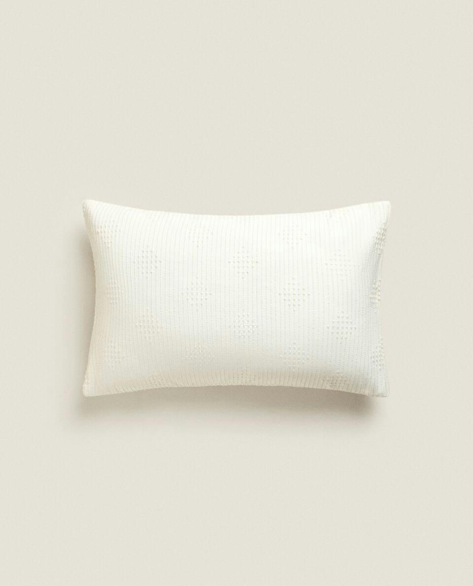 DIAMOND CUSHION COVER