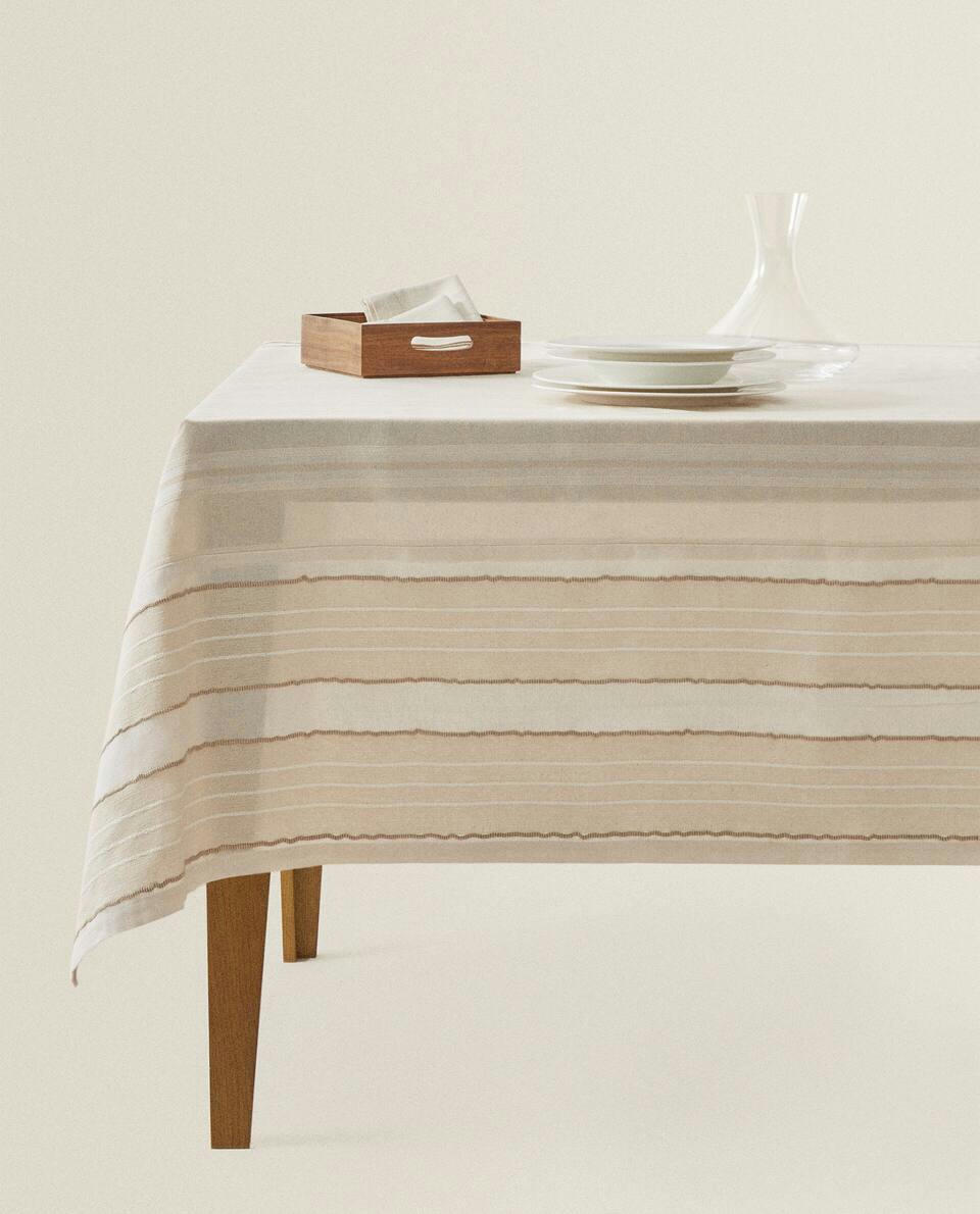 DYED THREAD COTTON TABLECLOTH