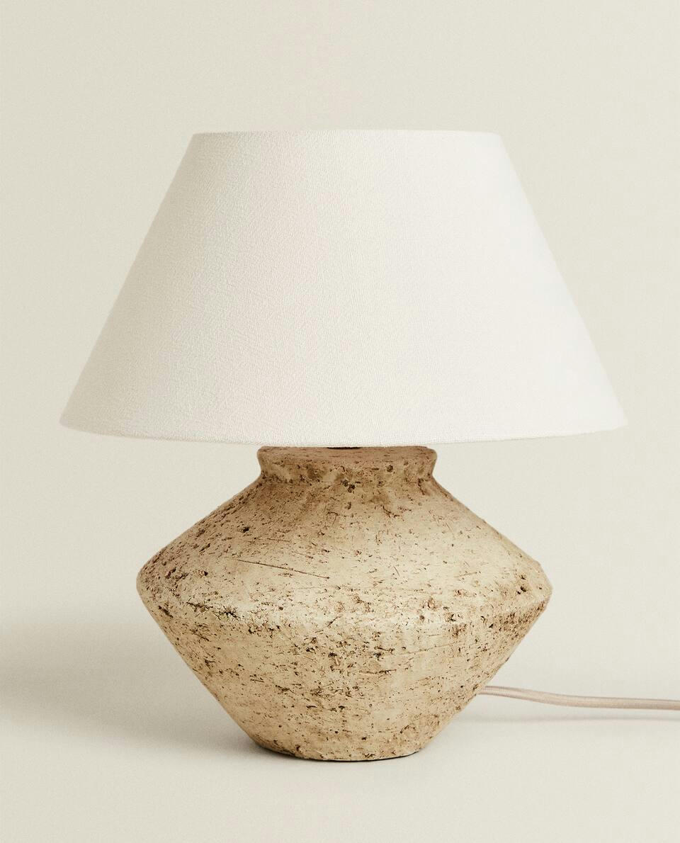 MEDIUM EARTHENWARE BASE LAMP